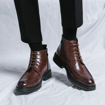 Городской тип Мужчины Лаконичные кожаные сапоги Модная деловая обувь с высоким верхом для мужчин Повседневные сапоги Корея Ботильоны Мужские офисные сапоги Daliy