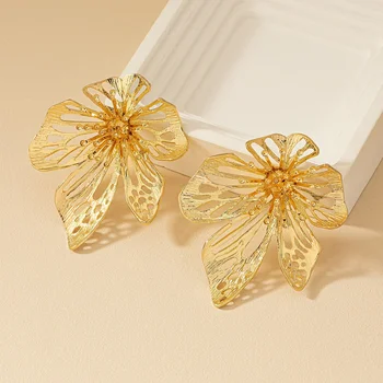 Простые геометрические преувеличенные цветы металлические серьги-гвоздики для женщин Вечеринка Подарок Праздничная мода ювелирные изделия BE012